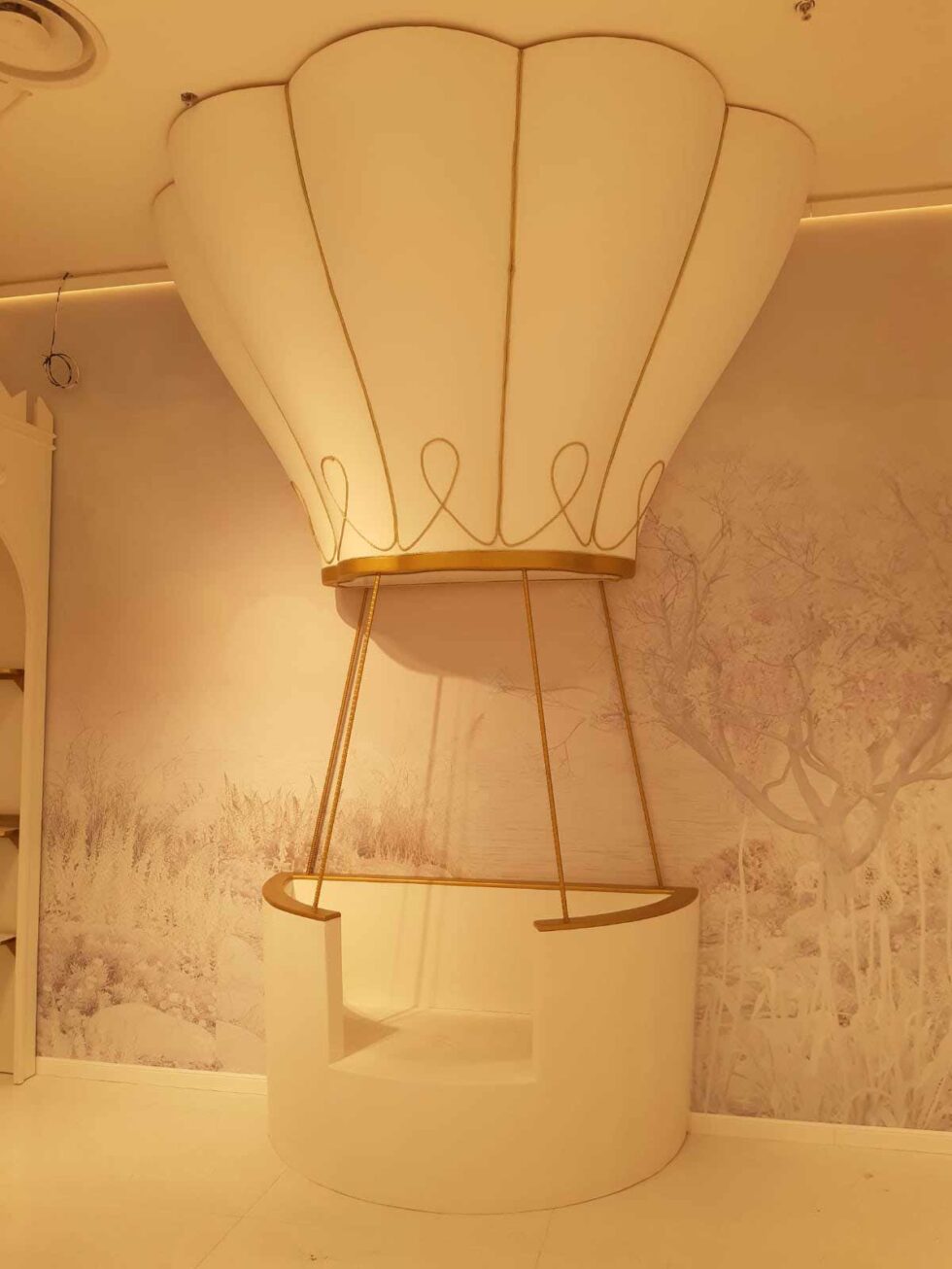 כדור פורח - פרסום